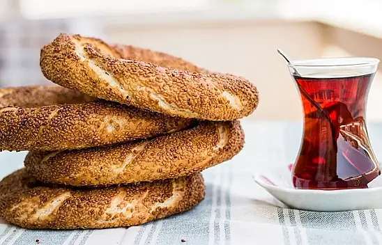 Karaca'dan Konya'daki simit zammına tepki!