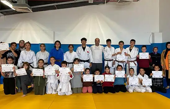 Karaman'da genç judocular bir üst kuşağa terfi etti