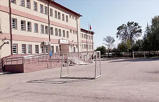 Karaman'da köpek saldırısı! Bir öğrenci yaralandı!.