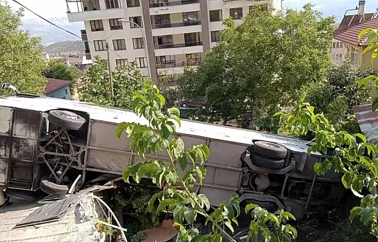 Karaman'da tur otobüsü dehşeti! İlk belirlemelere göre…