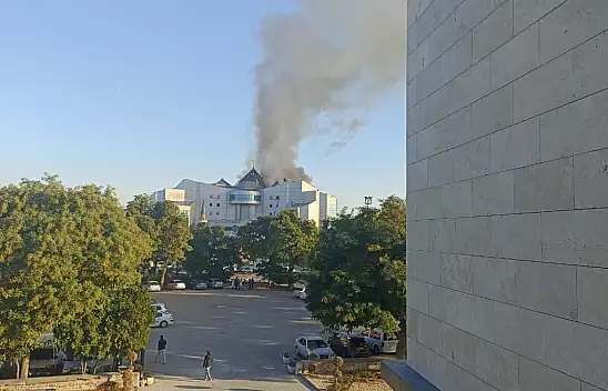 Karatay Belediye binasında yangın çıktı!