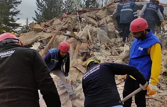 Karatay Belediyesi arama kurtarma ekibi kurdu