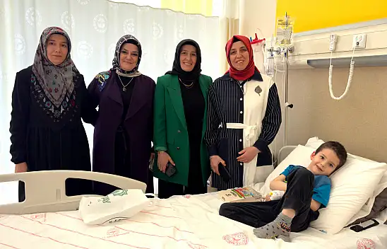 Karatay Belediyesi Kent Konseyi Kadın Meclisi'nden Anneler Günü'nde anlamlı ziyaretler