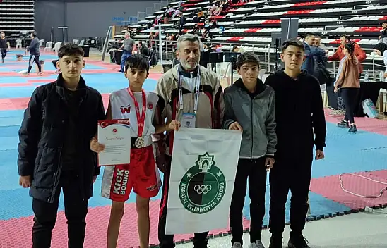 Karatay Belediyespor Kulübü: Kick Boks Takımı başarılarına başarı katıyor! Antalya'dan madalya ile döndüler!