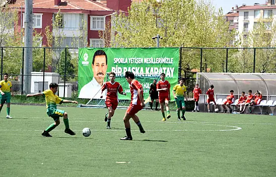 Karatay'da 'Ortaokullar Arası Dostluk ve Kardeşlik Futbol Turnuvası' başladı