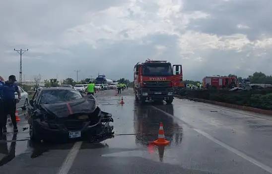 Konya'da takla atan otomobil yandı: Ölü ve yaralılar var