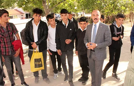 Kaymakam  Pelvan'dan   Meslek Lisesine Ziyaret