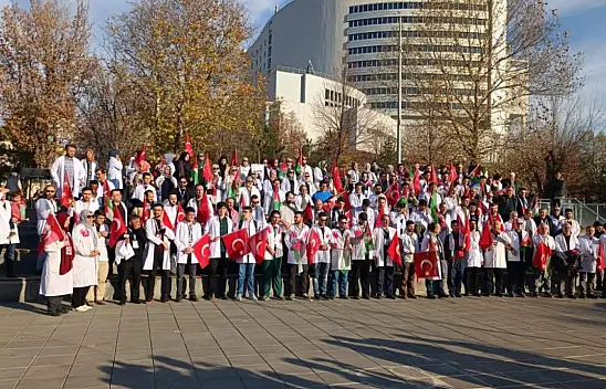 Kayseri'de sağlık çalışanları Filistin için yürüdü