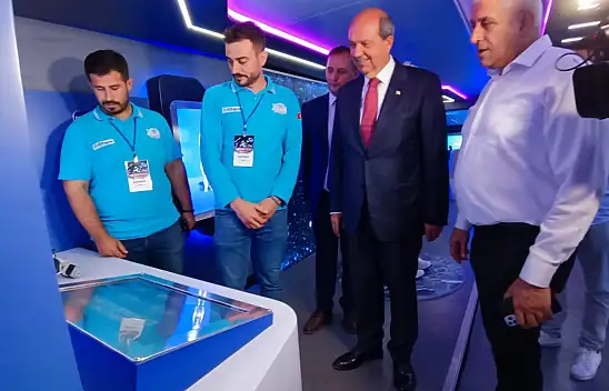 KKTC Cumhurbaşkanı Tatar,  o tırı ziyaret etti