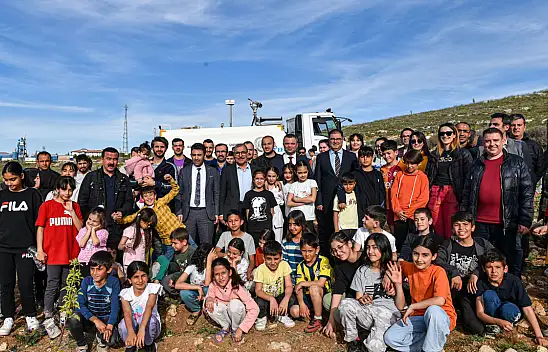 KMÜ'de 'Haydi Gel Spor Yapalım' etkinliğinde fidan dikildi