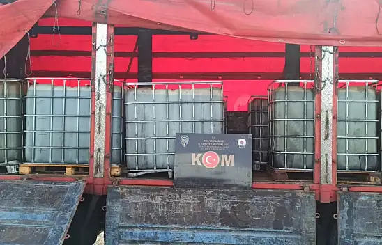 Konya'da KOM operasyonuyla yüz binlerce liralık kaçak ürün ele geçirildi