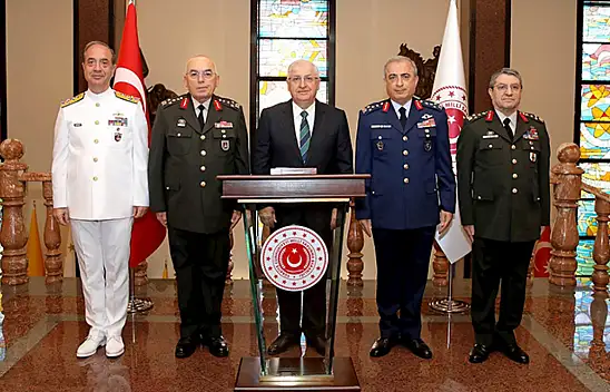 Komutanlardan hayırlı olsun ziyareti