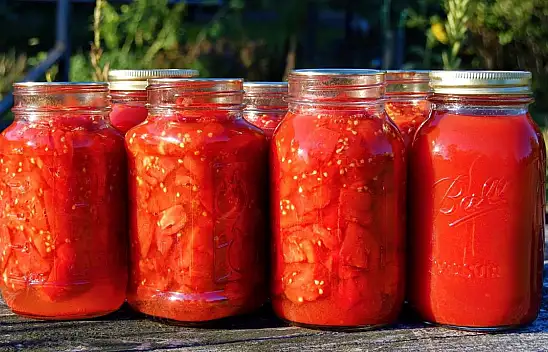 Konservelere sadece bir kaşıkla efsane lezzet: Dayanıklılığı uzatmanın püf noktası!