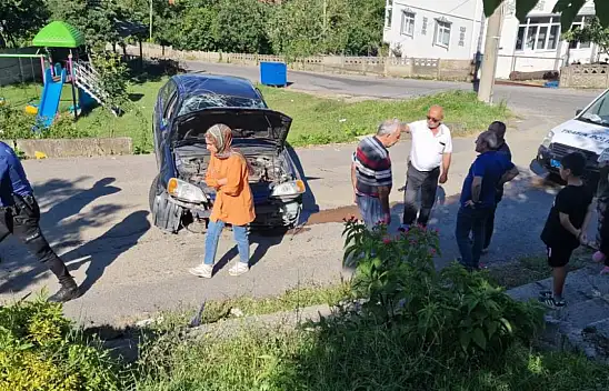 Kontrolden çıkan araç refüje çarparak takla attı: 1 kişi yaralandı