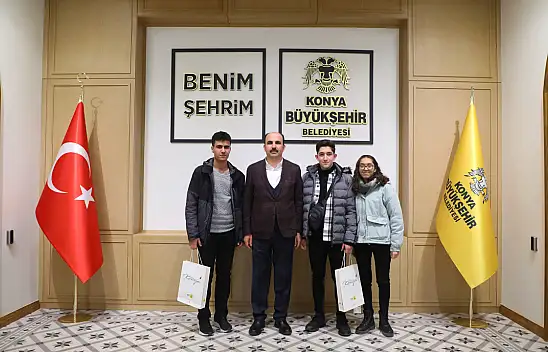 Konya Büyükşehir Belediyesi bu platformda başarılı öğrencileri ödüllendiriyor