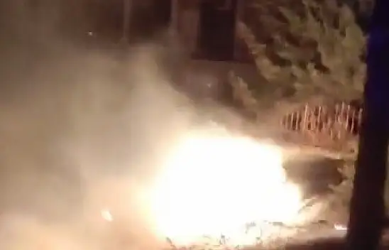 Konya'da arazide başlayan yangın evlere sıçramadan söndürüldü