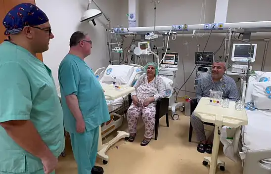 Konya'da aynı gün kalp ameliyatı olan anne ve oğlu sağlıklı şekilde taburcu edildi