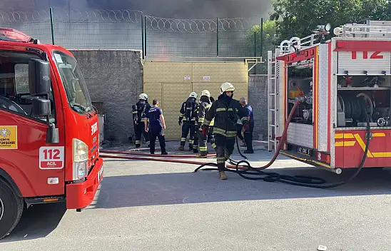 Konya'da bayram günü iş yerine ateş düştü