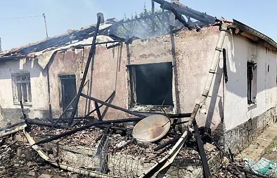 Konya'da çıkan yangında panik anları! Anne dumandan etkilendi!