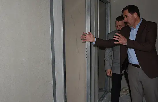 Konya'da depremzedeler için 54 prefabrik evden oluşan yaşam alanı kuruluyor