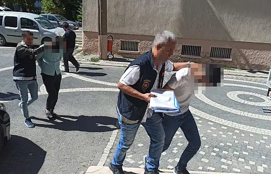 Konya'da dur ihtarına uymadı! Kaçan araçta uyuşturucu bulundu!