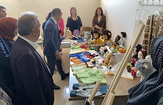 Konya'da el emeği eserler sergilendi