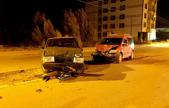 Konya'da feci kaza! 2 yaralı