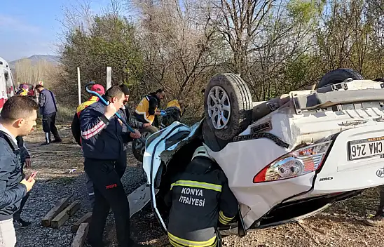 Konya'da feci kaza: devrilen otomobildeki sürücü öldü