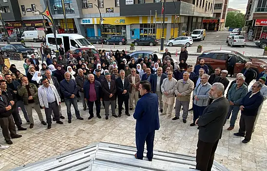 Konya'da hacı adayları dualarla uğurlandı