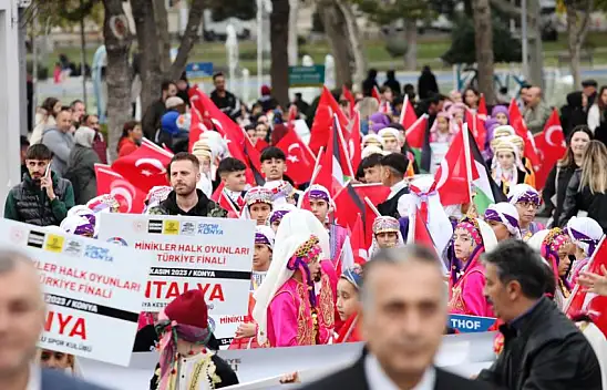 Konya'da Halk Oyunları Minikler Türkiye Şampiyonası başladı!