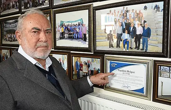 Konya'da işe eczacı kalfası olarak başladı: İş hayatında 66 yılı geride bıraktı!