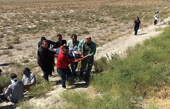 Konya'da kontrolden çıkan otomobil takla attı! 5 yaralı