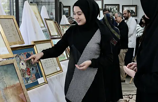 Konyalı Öğrencilerden depremzedeler için anlamlı sergi