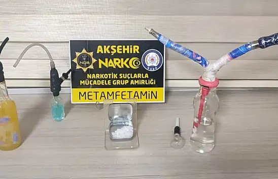 Konya'da metruk binada uyuşturucu kullanırken yakalandılar