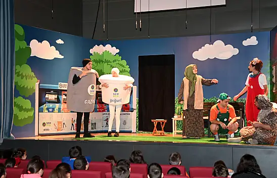 Konya'da öğrenciler tiyatro ile Sıfır Atık Bilinci Kazanıyor