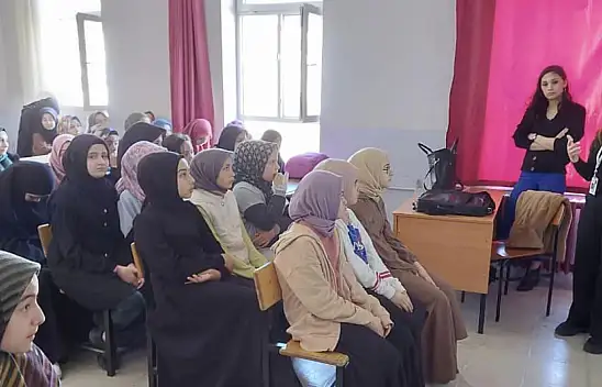 Konya'da öğrencilere obezite ve diyabet eğitimi verildi