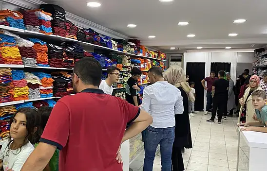 Konya'da okul alışverişi yoğunluğu!