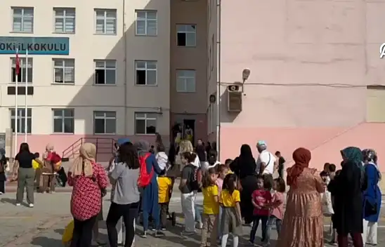 Konya'da okullarda ilk zil uyum eğitimi için çaldı