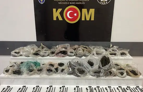 Konya'da Polis ekipleri kaçakçılık yapanlara göz açtırmıyor