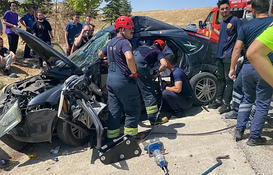 Konya'da trafik kazası! Otomobil ve kamyon çarpıştı: 1 ölü