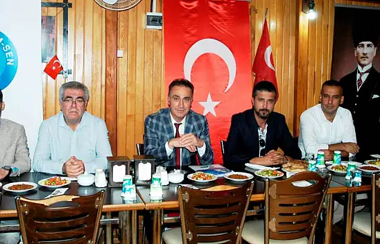 Konya'da Türk Eğitim-Sen toplantı yaptı! Sorunların çözülmesi için yeni hedefler belirlendi