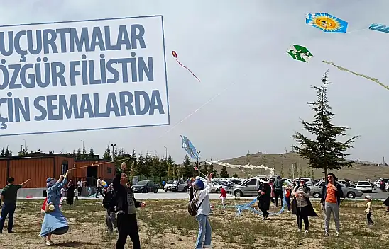Konya'da Uçurtmalar Özgür Filistin İçin Uçuruldu!
