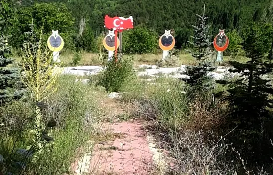 Konya'da utandıran olay! Şehitler parkı kaderine terk edildi