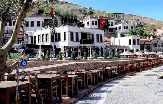 Konya'daki en dikkat çeken mahalle! Birçok kişi akın akın ziyaret ediyor