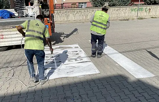 Konya'daki o ilçede yaya geçitleri yenilendi!