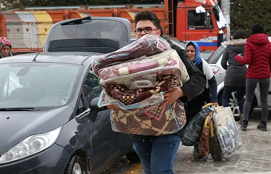 Konya depremzedeler için tek yürek oldu
