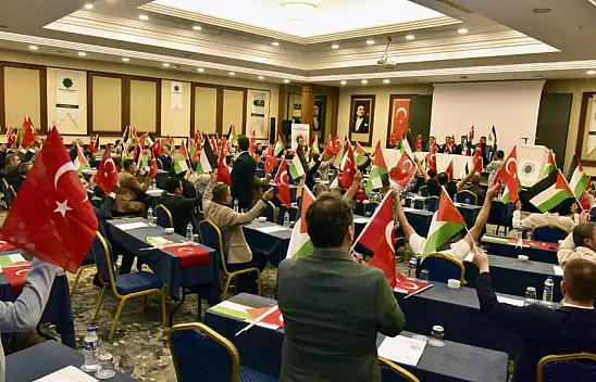 Konya esnafları İsrail'i kınadı!