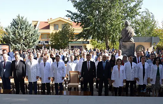 Konya'nın Hekim Adayları  Beyaz Önlüklerini Giydi