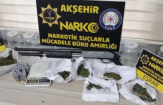 Konya polisi göz açtırmıyor!.. Eve uyuşturucu operasyonu düzenledi!