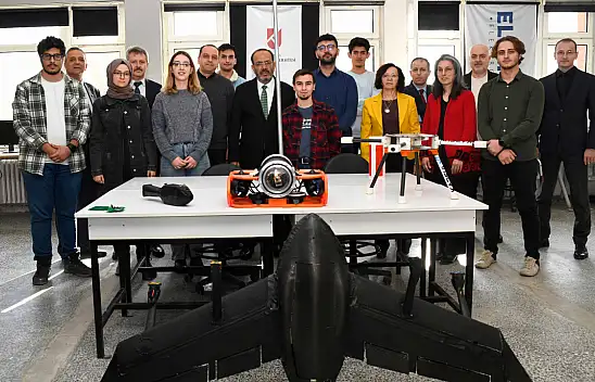 Konya Teknik Üniversitesi Rektöründen Teknofest'23 yarışmalarına katılacak takımlara motivasyon ziyareti